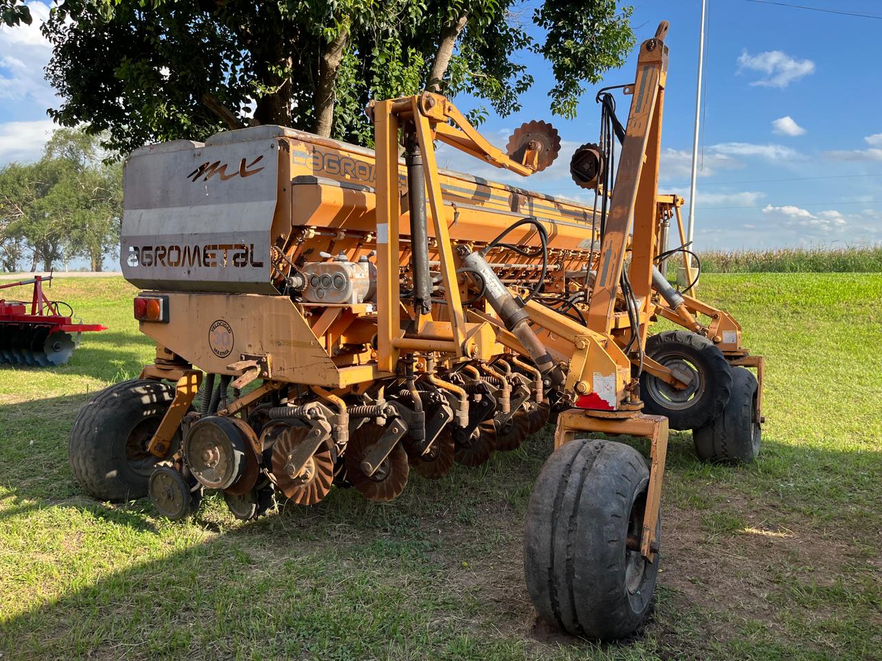 Sembradora Agrometal DE 23 A 21