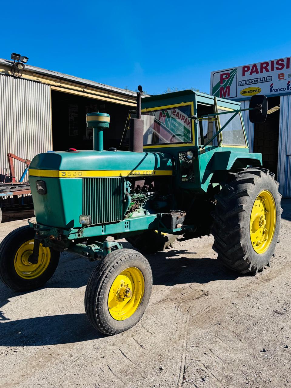 Tractor John Deere 3530